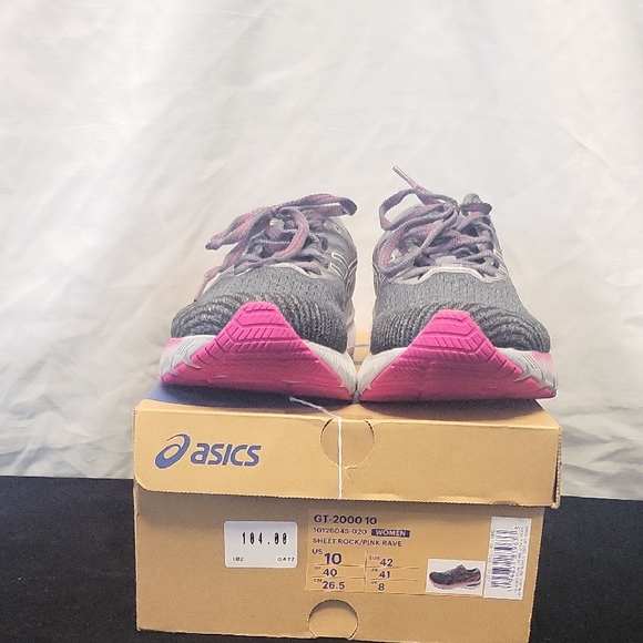 10 Asics Charcoal and Fuchsia Athletic Shoes - Picture 1 of 3